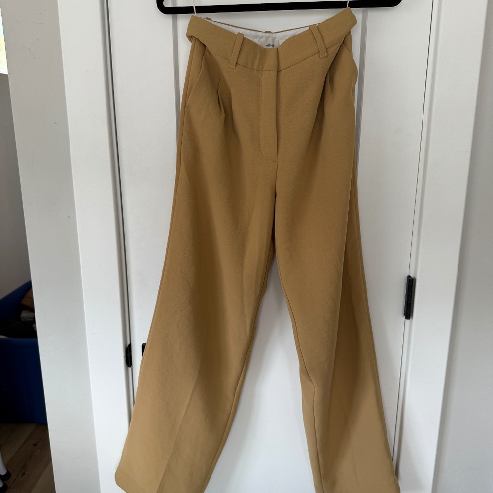 Aritzia Effortless Pants
